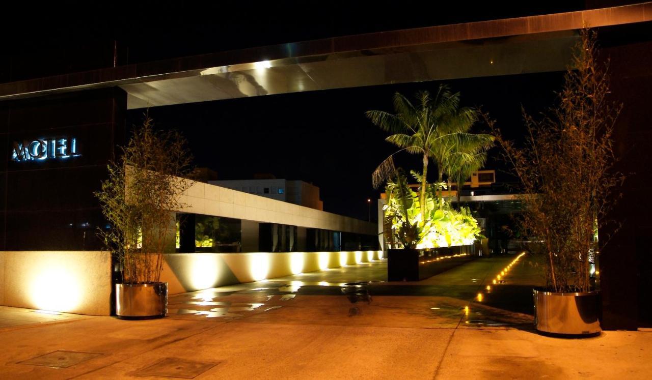 Motel Flamingo Perafita Экстерьер фото