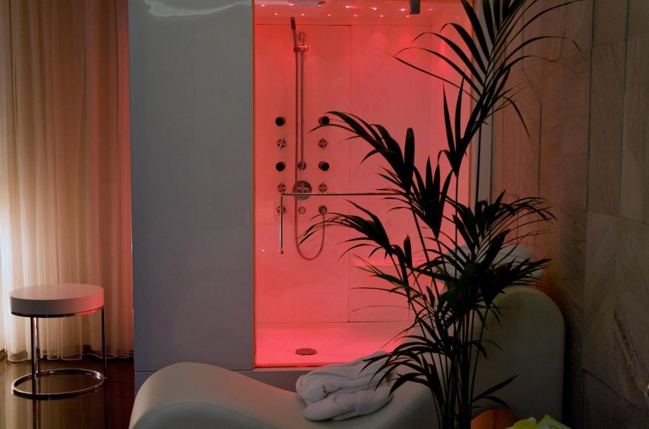 Motel Flamingo Perafita Экстерьер фото