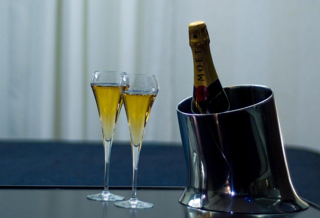 Motel Flamingo Perafita Экстерьер фото